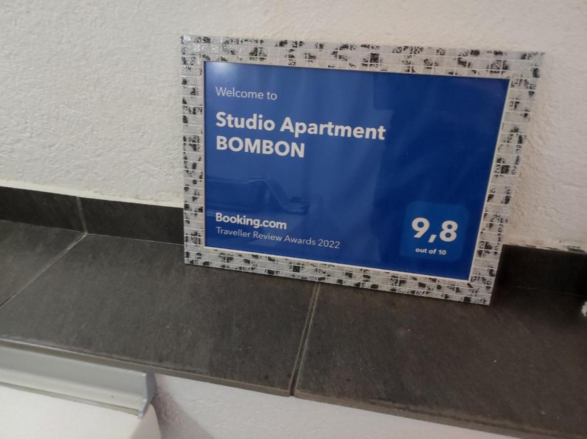 Studio Apartment Bombon Sarajevo Bagian luar foto